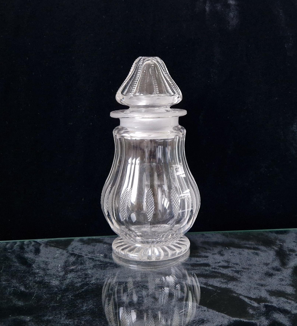 Antique Georgian Panel Cut Glass Bell Lidded Apothecary Jar 17cm