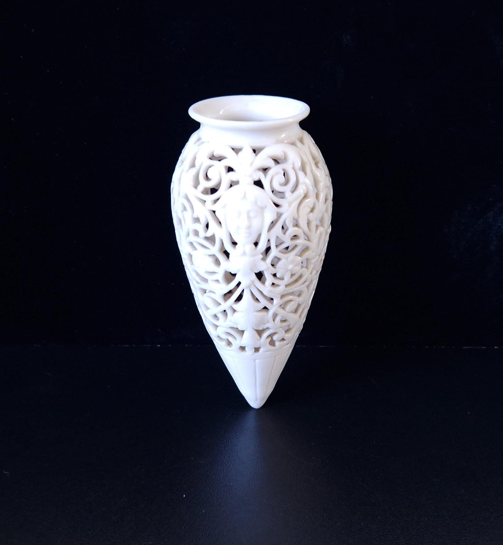 Graingers Worcester Porcelain Vase: 19th Century Reticulated Spill/Posey