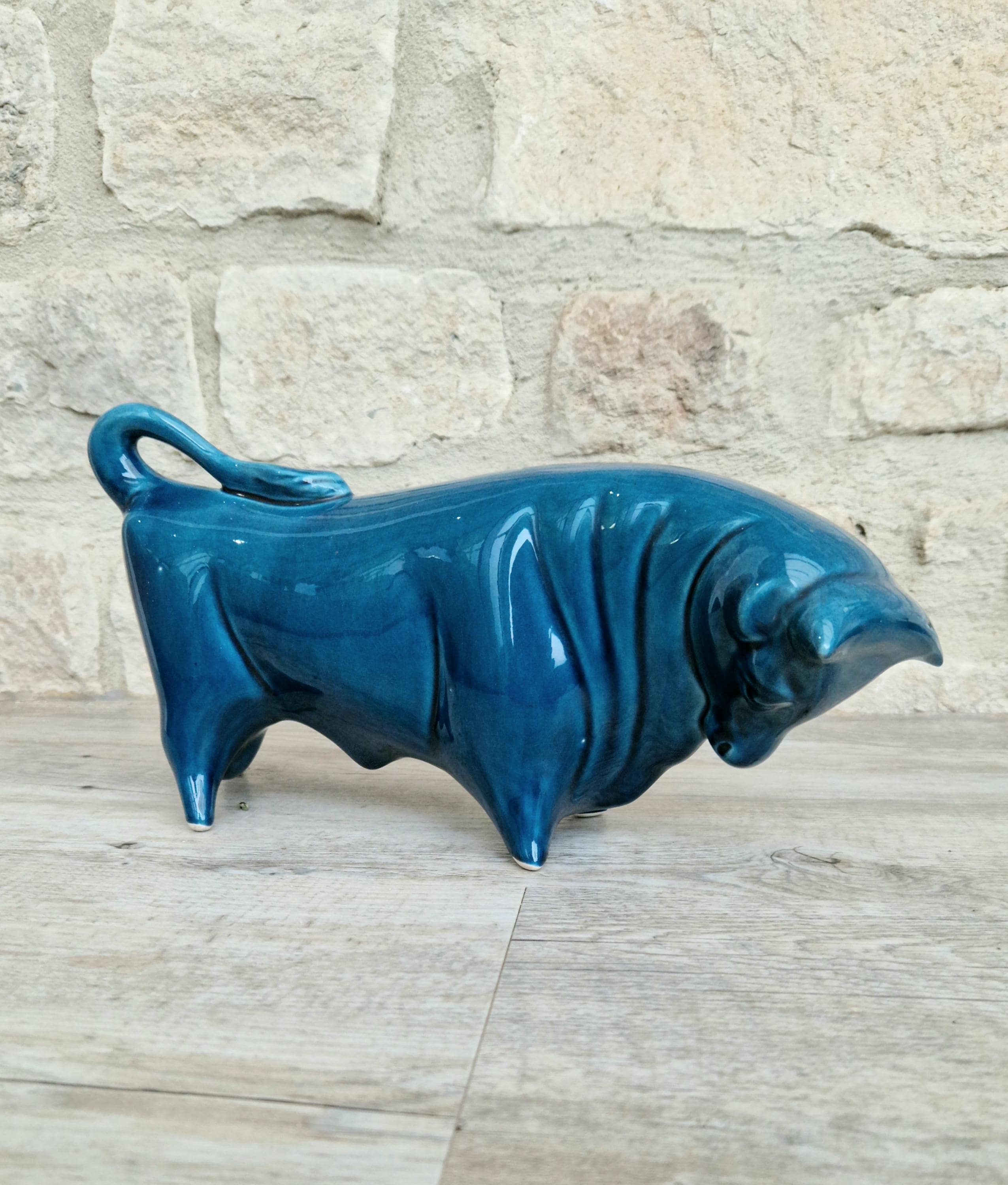 Vintage Colin Melbourne Ceramic Bull Figurine, Trentham Artware, 1950s