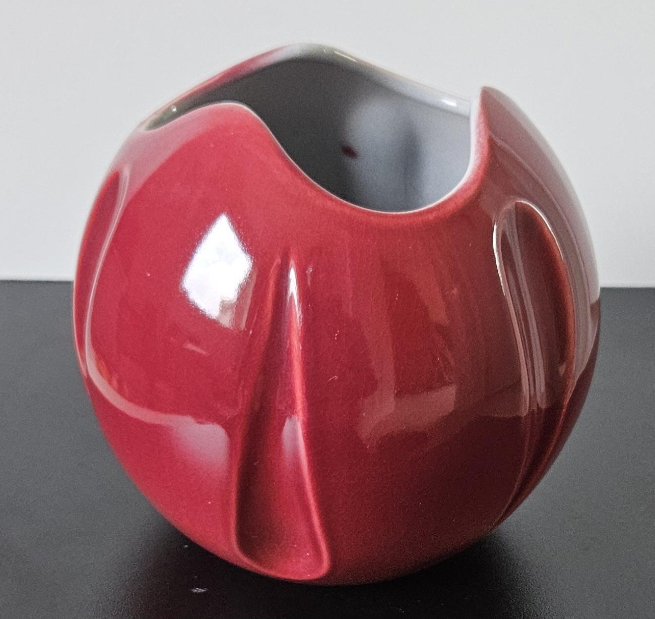 Vintage Art Deco Style Globe Vase Cerise Tulip Vase Made in England
