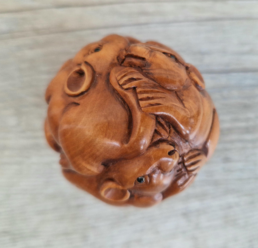 Antique Japanese Carved Zodiac Rats Boxwood Ball 5cm Diameter