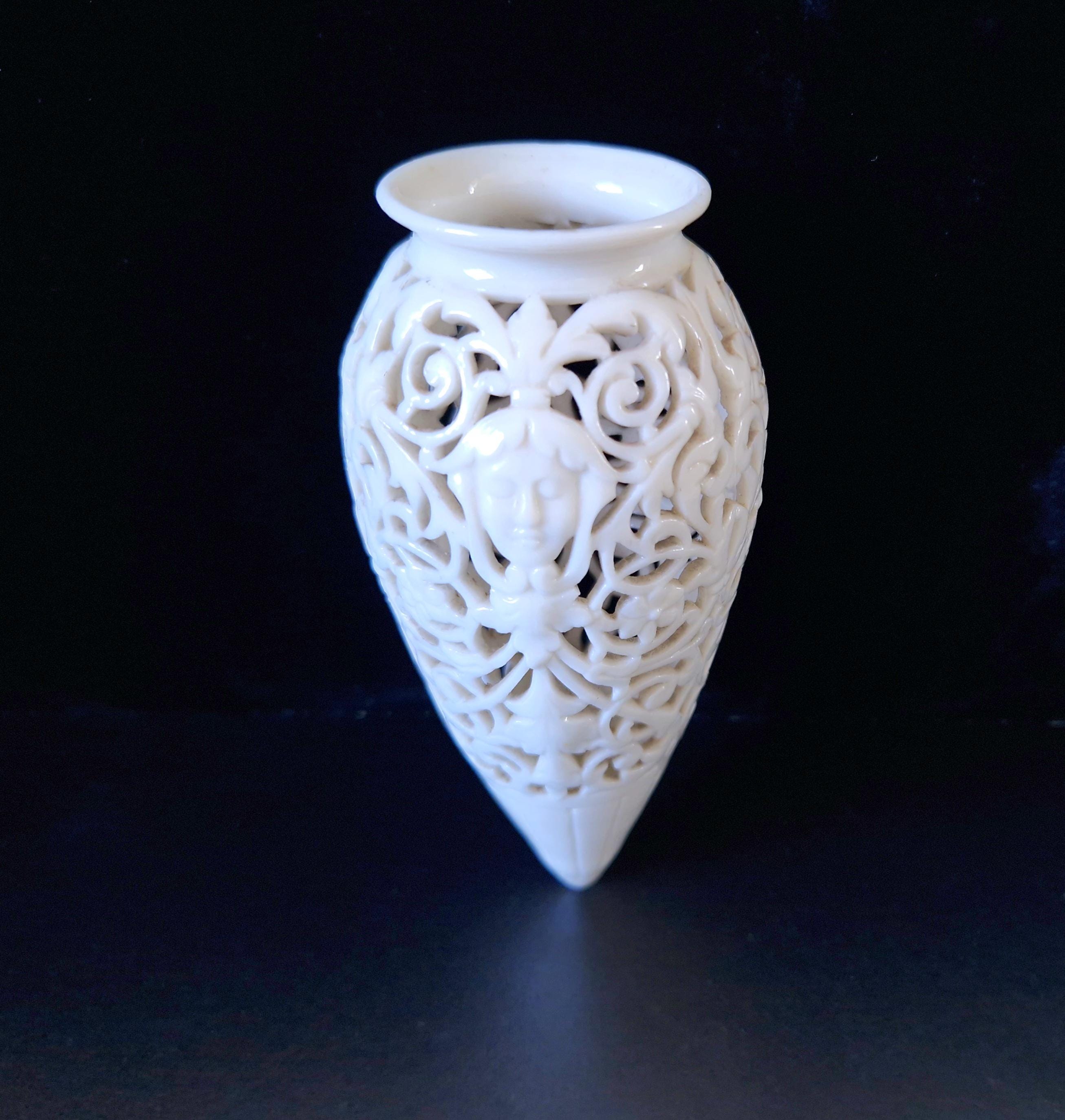 Graingers Worcester Porcelain Vase: 19th Century Reticulated Spill/Posey