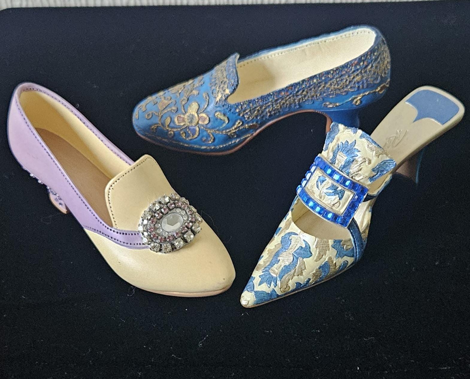Vintage Miniature Shoe Ornaments: Collectible Display Shoes, Set of 3