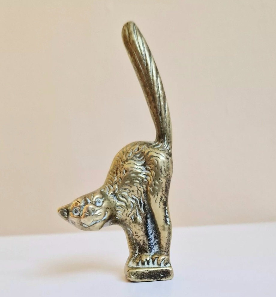Small Heavy Solid Cast Brass Witch's Standing Cat Figure Ornament 8.5cm Possibly Pipe Tamper