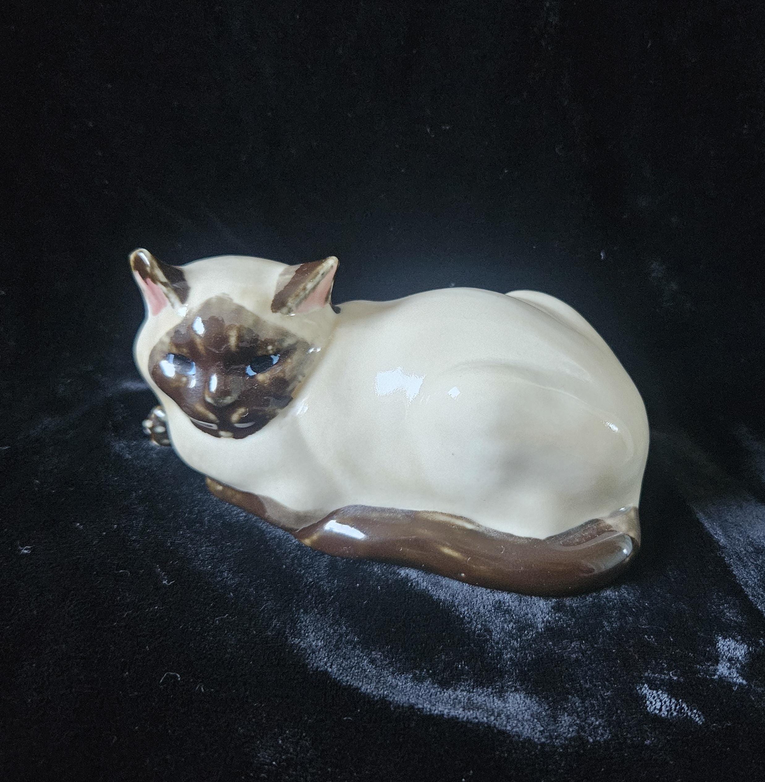Vintage Ceramic Siamese Cat Ornament 11cm Long Siamese Gift
