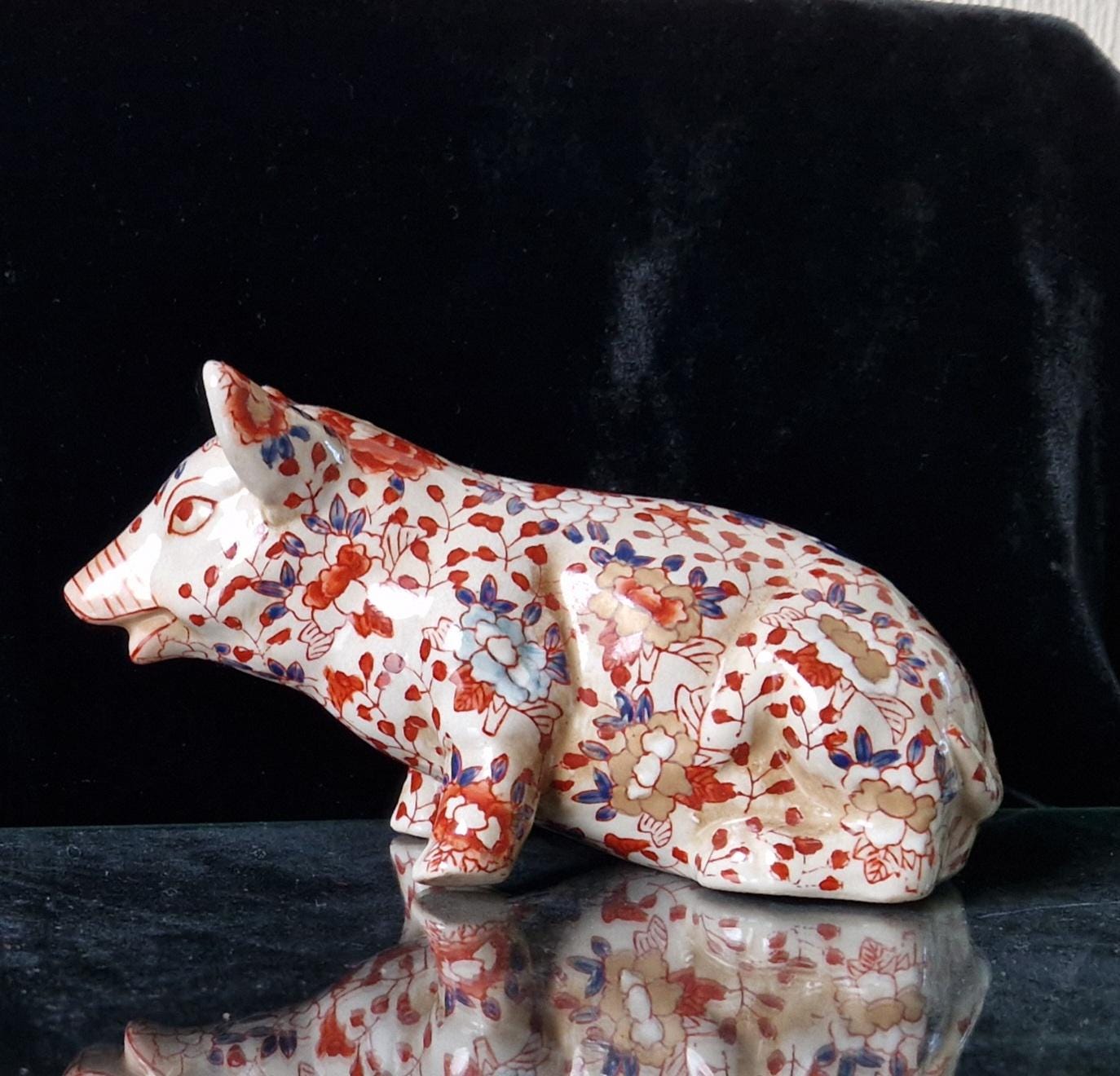 Imari Pattern Chinese Ceramic Floral Seated Pig Figure Ornament 18cm Antique