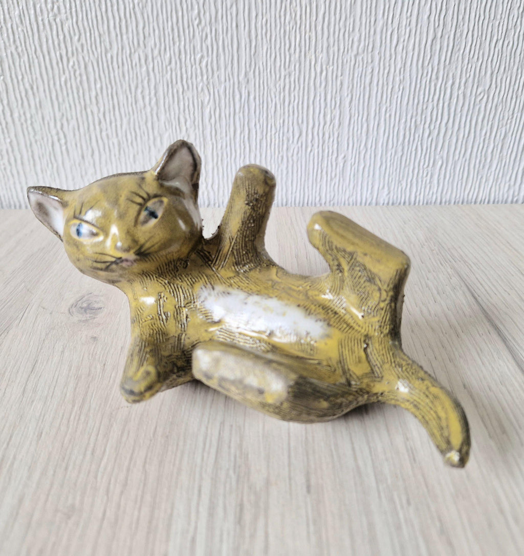 Vintage Mid-Century Upsala Ekeby Swedish Pottery Cat Figurine By Dorothy Clough 1956-67.