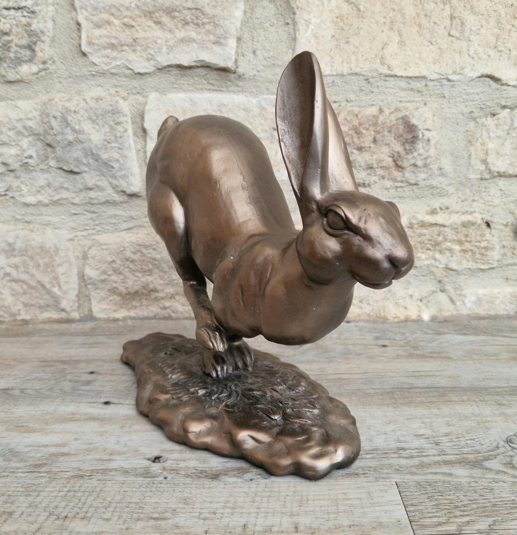 Vintage Large Resin Hare Ornament Figurine Bronze Colour 28cm across 22cm Tall 1.750 kg