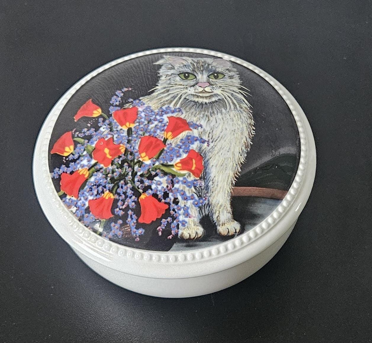 Vintage Villeroy Boch Cat Trinket Pot: Fluffy Grey Cat, Red Flowers