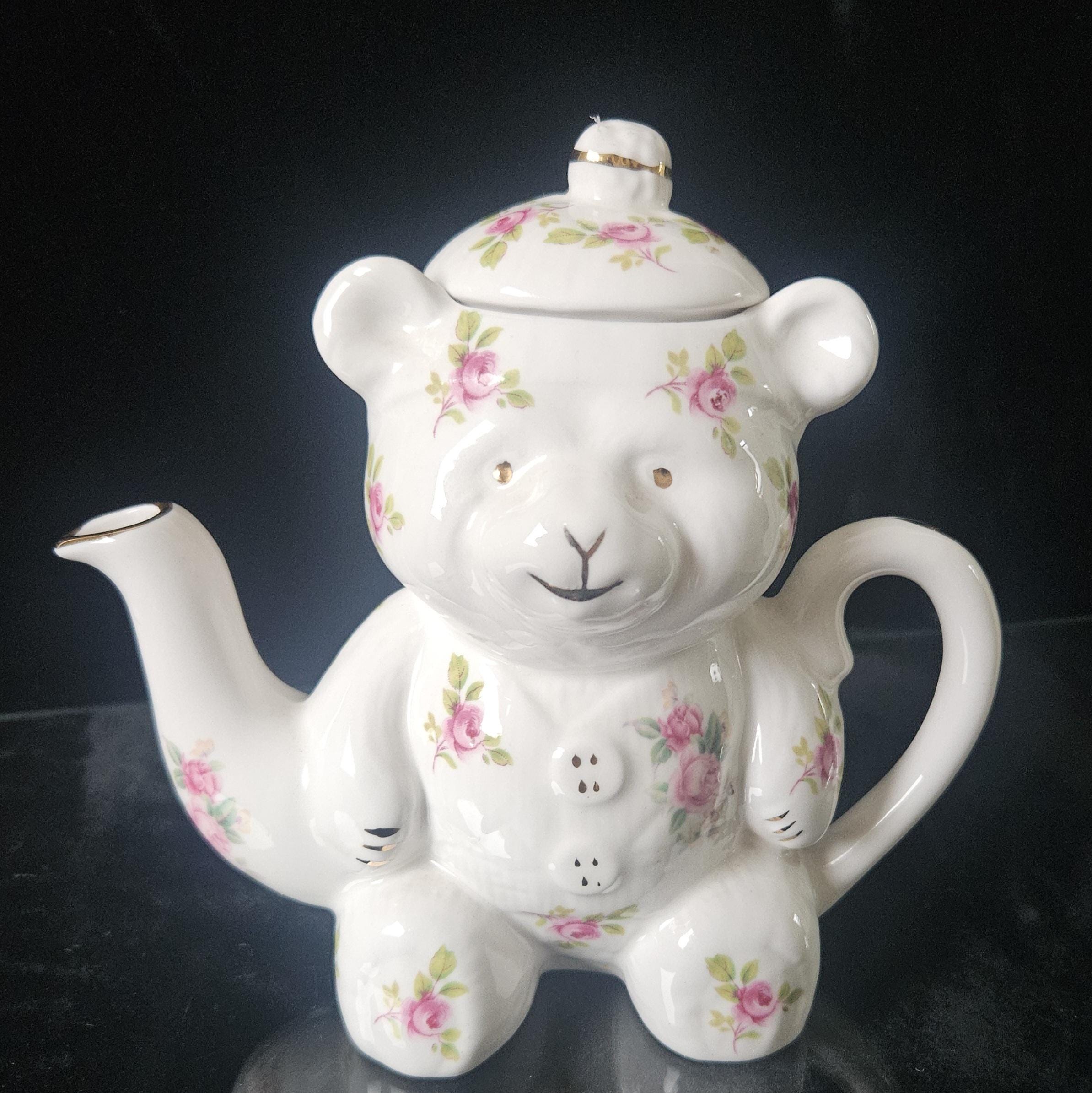 Vintage Holly Barn Teddy Bear Teapot: Fine Bone China Tea for One