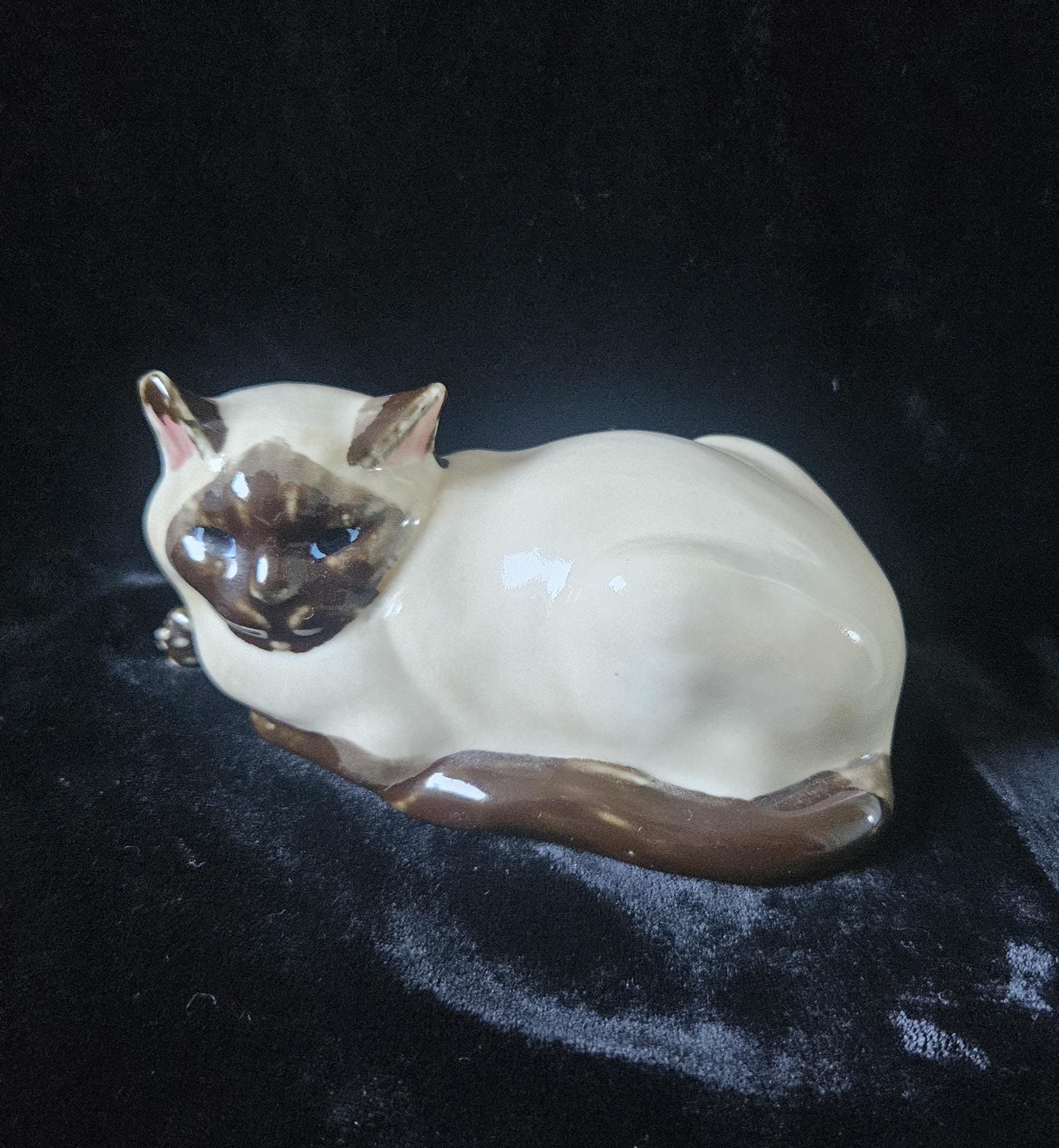 Vintage Ceramic Siamese Cat Ornament 11cm Long Siamese Gift