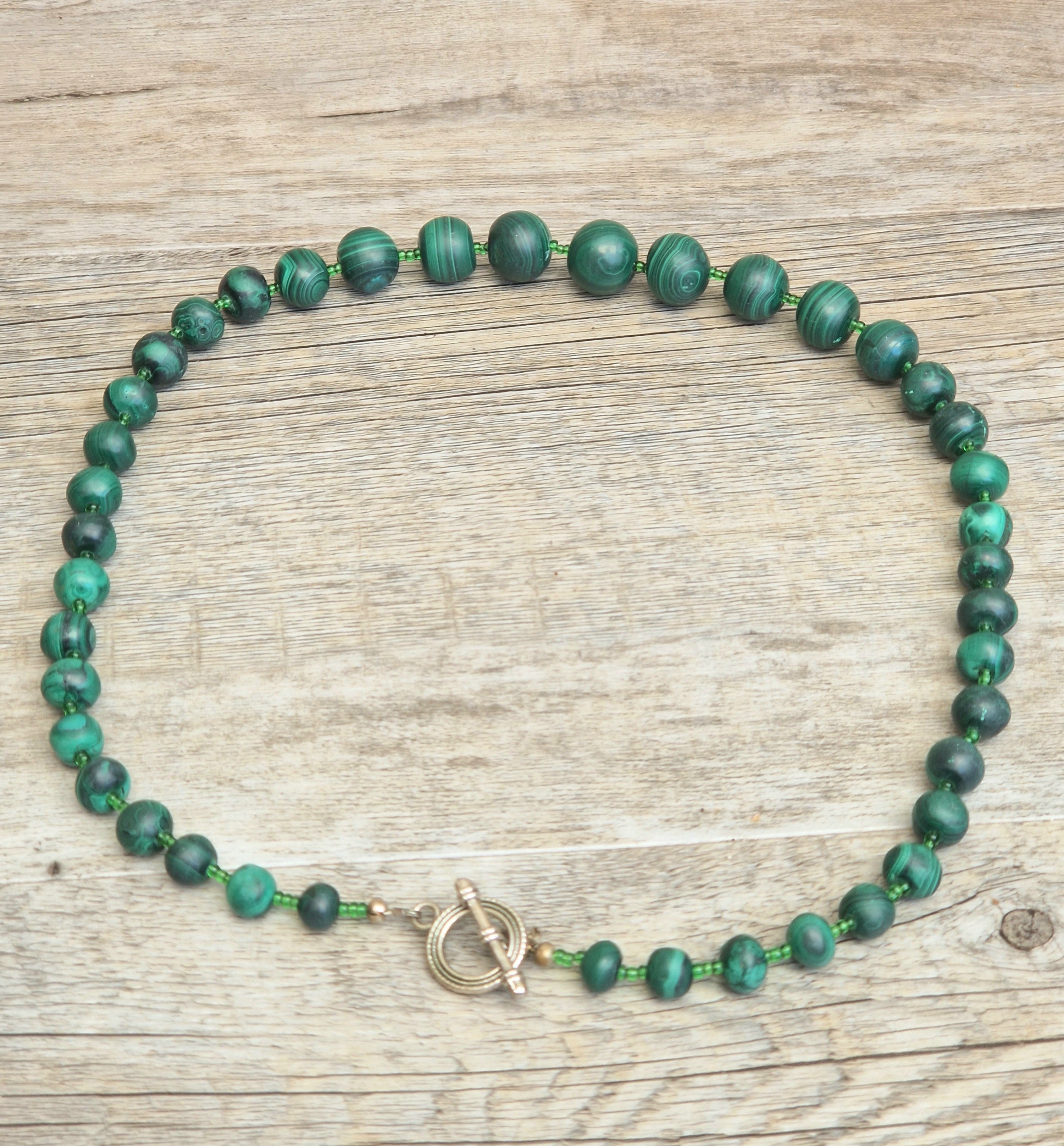 Vintage Graduated Malachite Round Bead T-Bar Clasp Necklace (60cm)