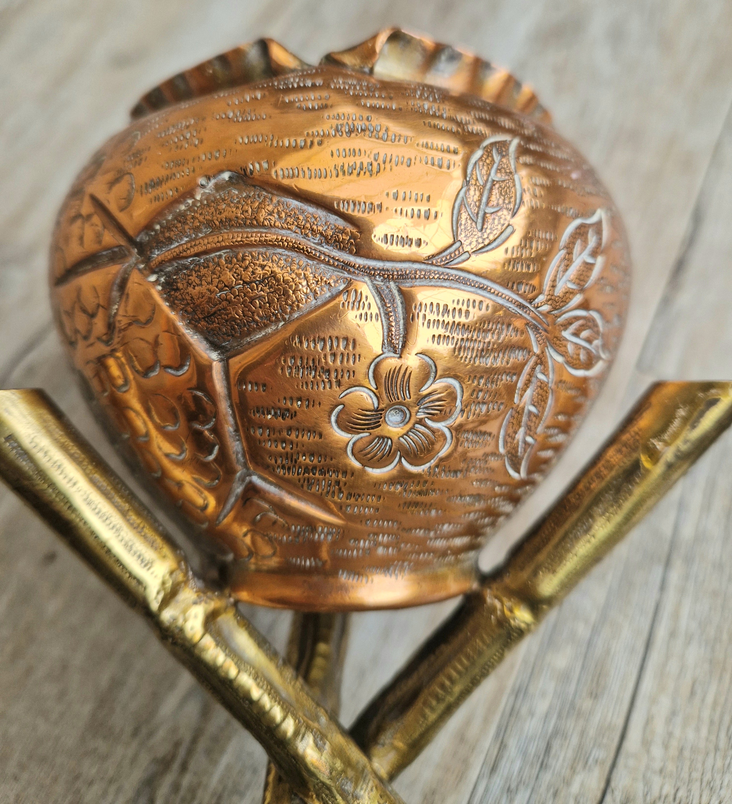 Pair of Antique Japanese Aesthetic Movement Arts & Crafts Copper And Brass Faux Bois Jardinieres