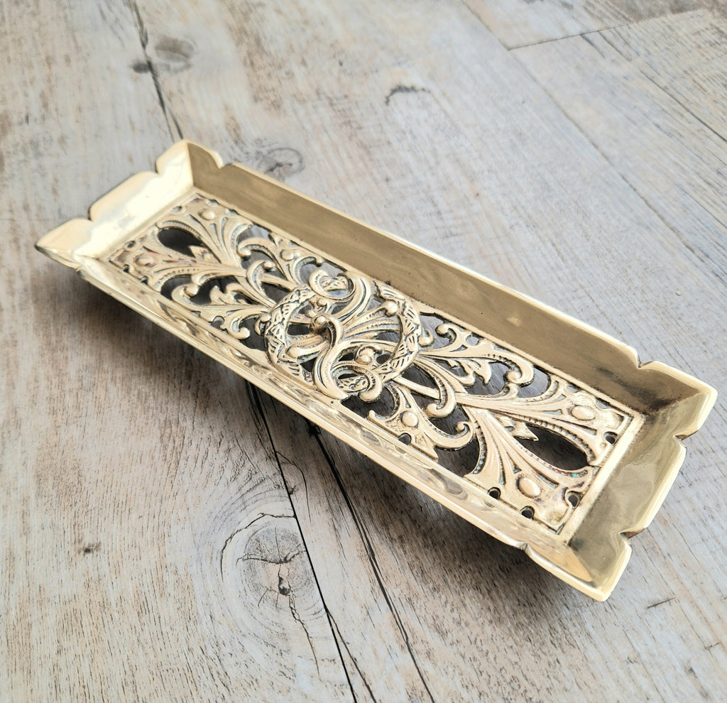Antique Victorian Cast Brass Art Nouveau Pierced Floral Wreath Footed Pen Tray