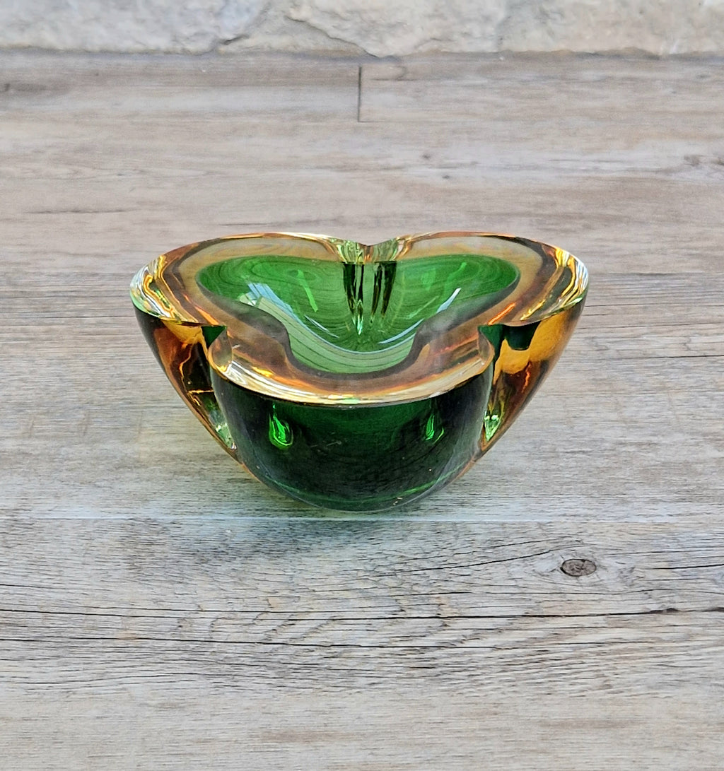 Mid-Century Tri-Form Seguso Sommerso Murano Art Glass Bowl Amber & Green 1970s 13cm