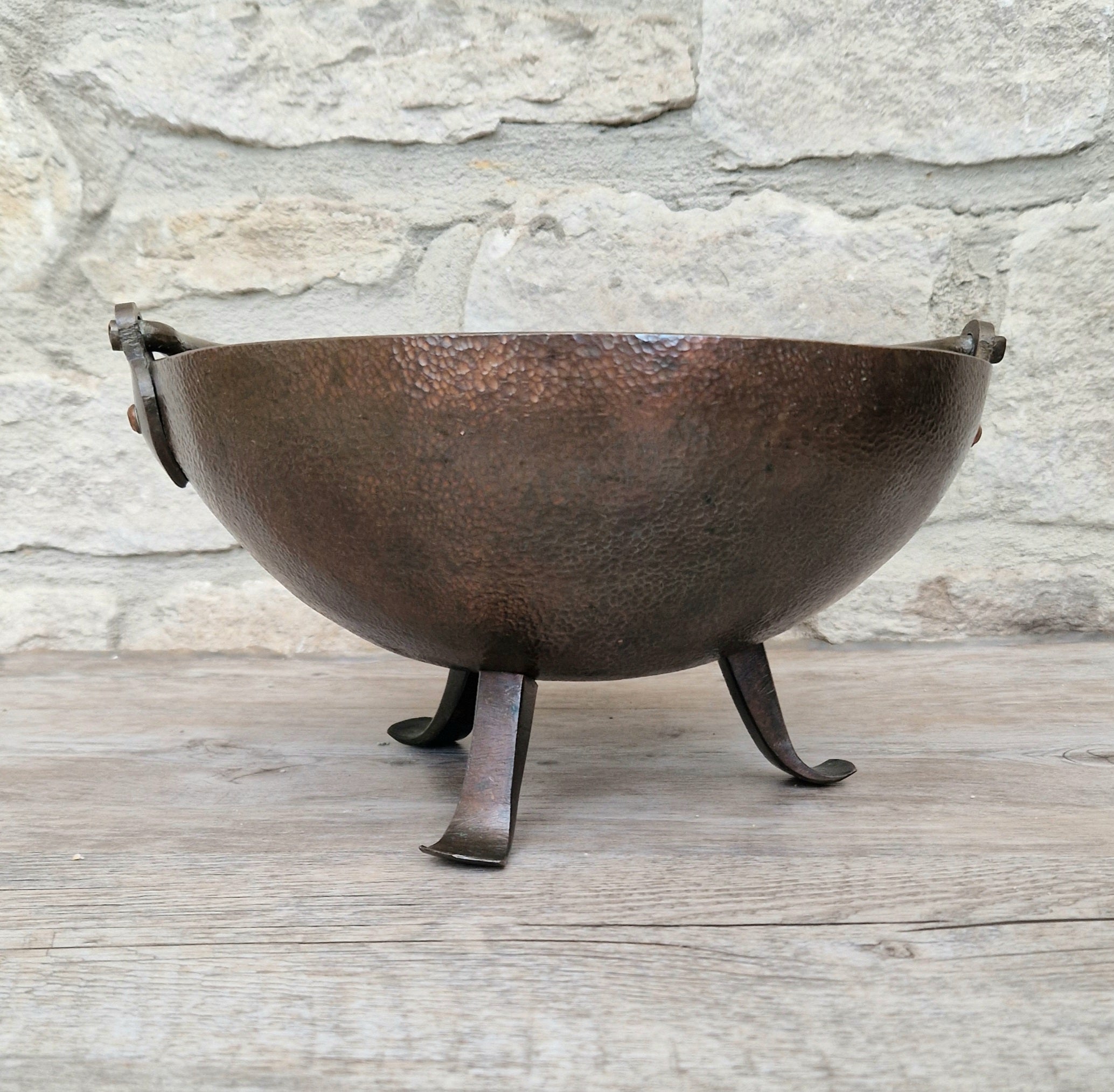 Antique Arts & Crafts Hand Beaten Solid Copper Brass Handled Tri-Foot Planter Bowl c.1890-1900's