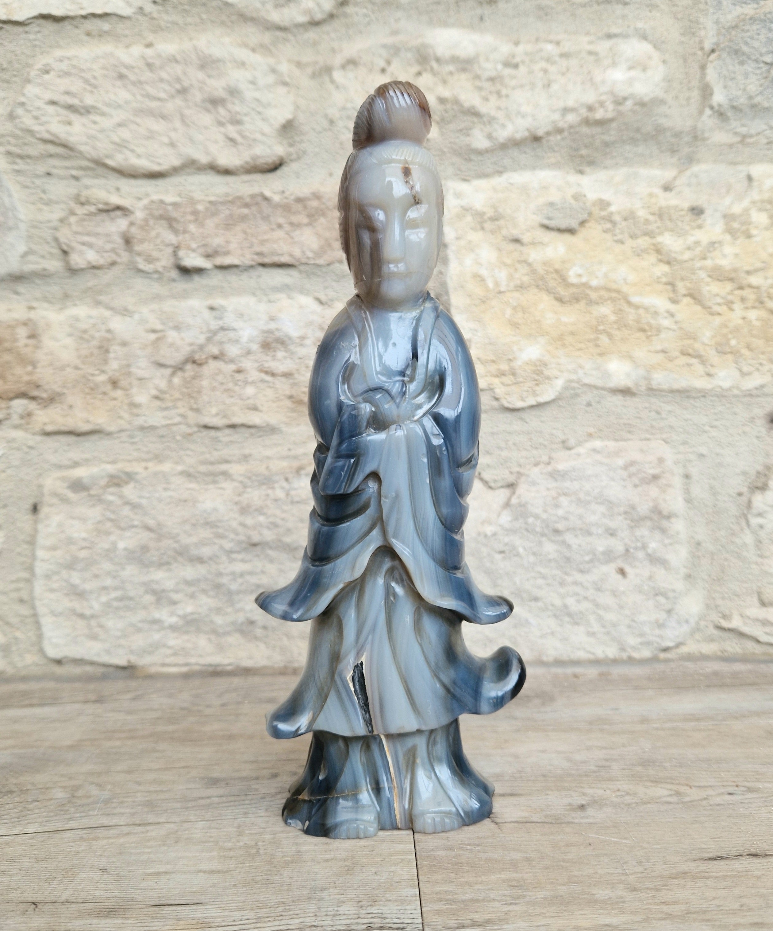Antique Carved Chinese Agate Figure Kuan Yin Bodhisattva of Compassion *Repair
