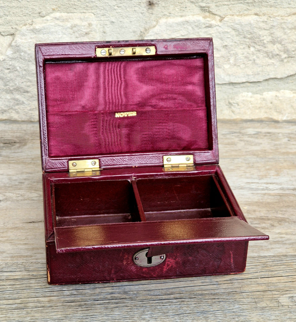 Fine Antique Victorian c.1890 Morrocan Red Leather Bullion Box Coin Box Safe