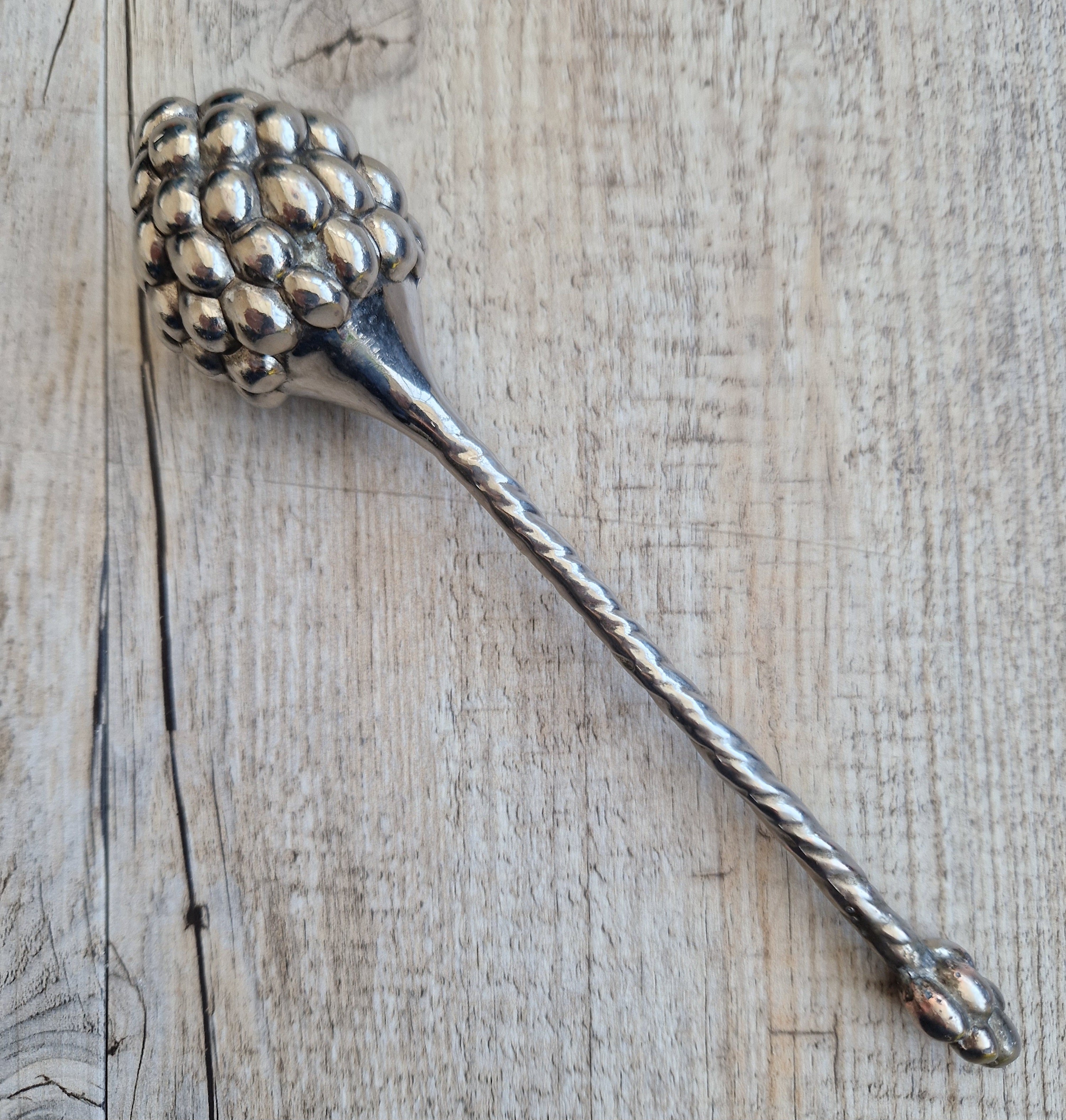 Vintage Silver Plated Silea Bunch of Grapes Style Champagne Bubble Keeper