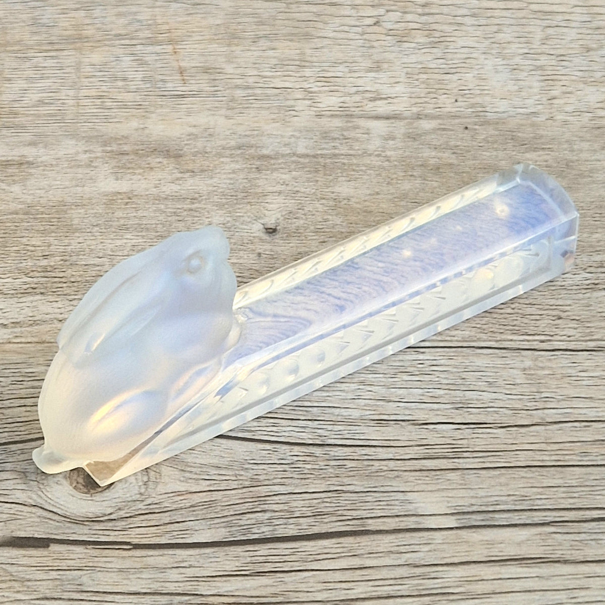 Vintage Etling France Opalescent Glass Rabbit Knife Rest Art Deco Opaline Figurine 11cm