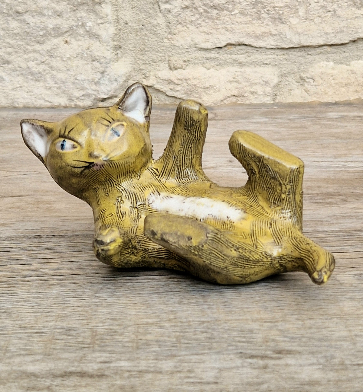 Vintage Mid-Century Upsala Ekeby Swedish Pottery Cat Figurine By Dorothy Clough 1956-67.