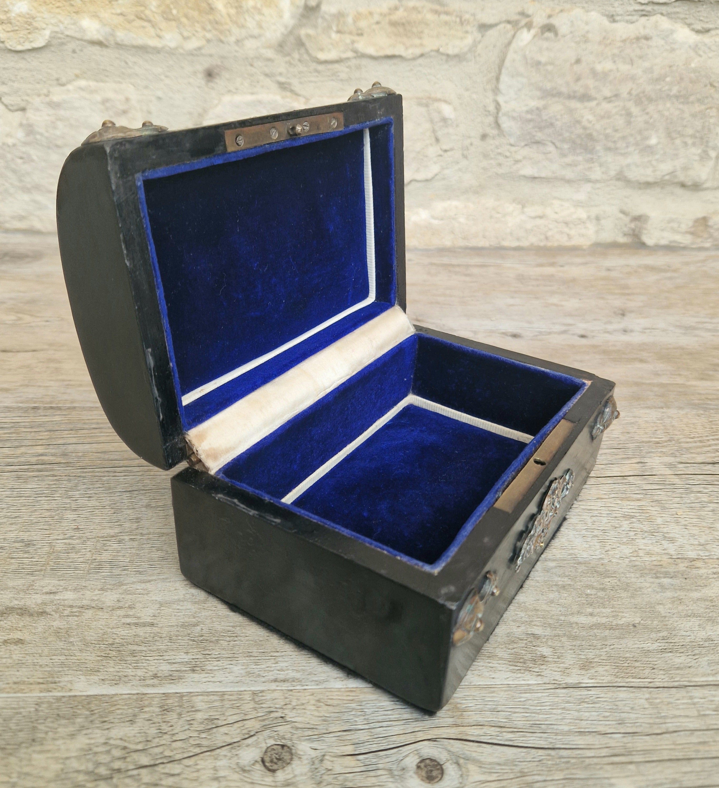 Antique Napoleon 111 Ebonised Neo-Classical Bronze Cameo Dome Top Trinket Jewellery Casket c.1852-1870