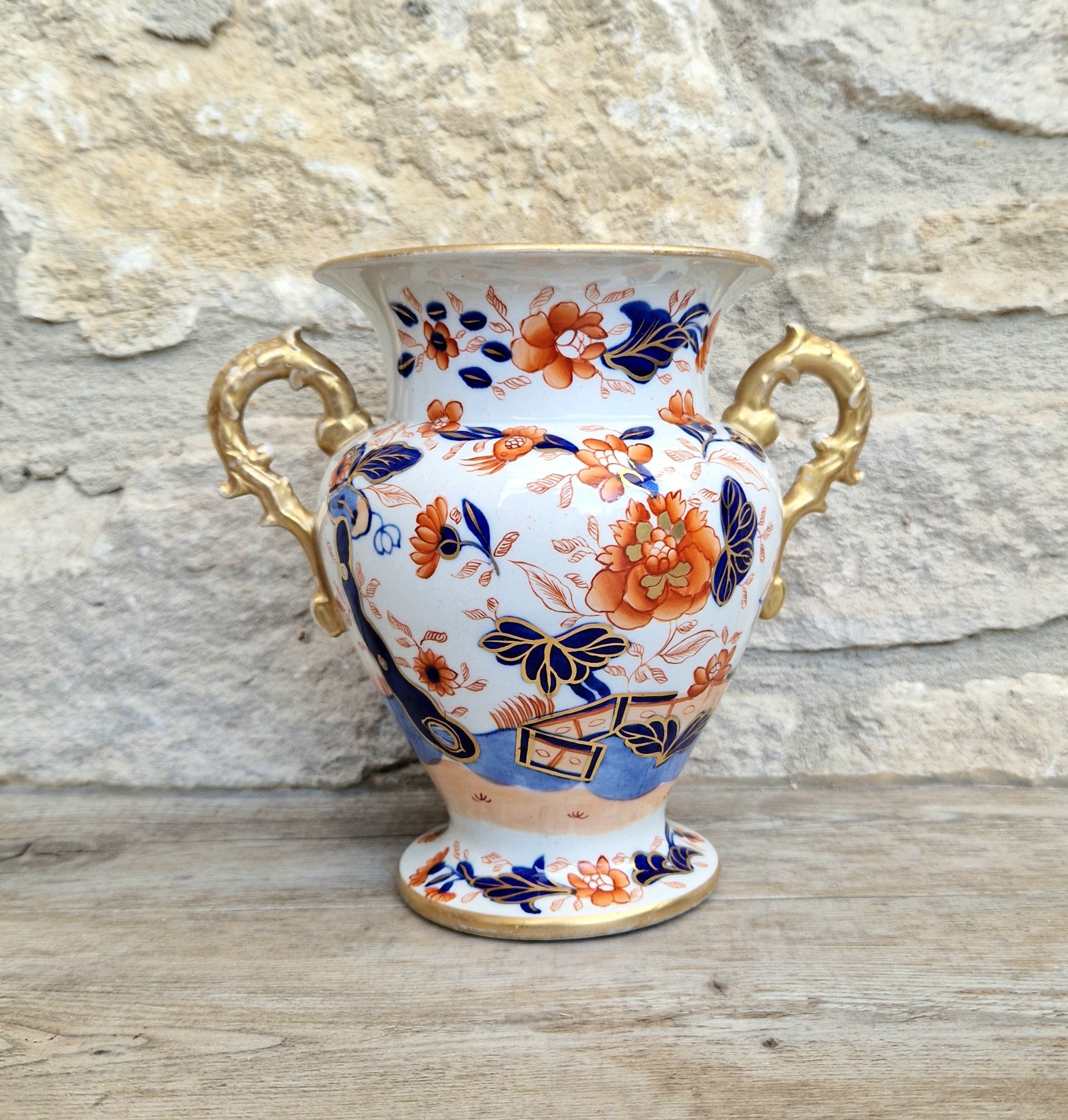 Early Mason's Ironstone China Vase Japan Fence Pattern, Gilt Handles 1820