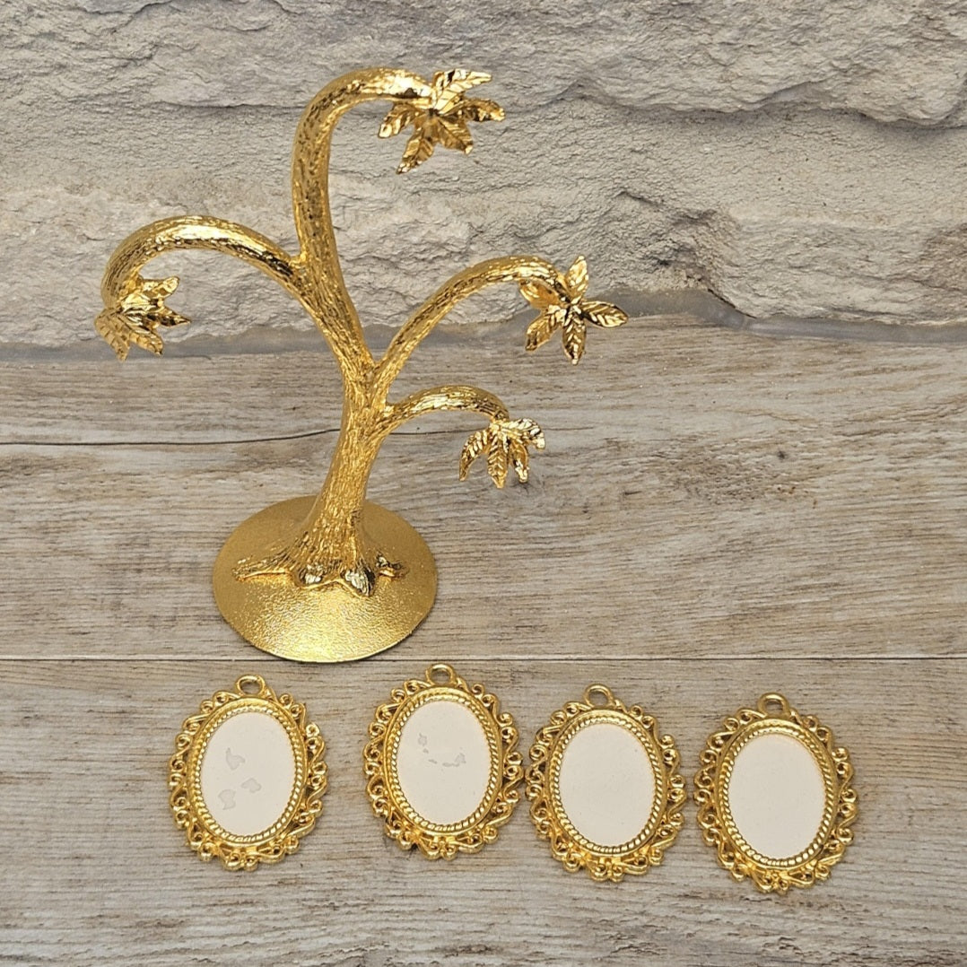 1950s Gold Palm Tree Photo Frame Family Tree Made in England Mirella Original Box 13cm Tall.