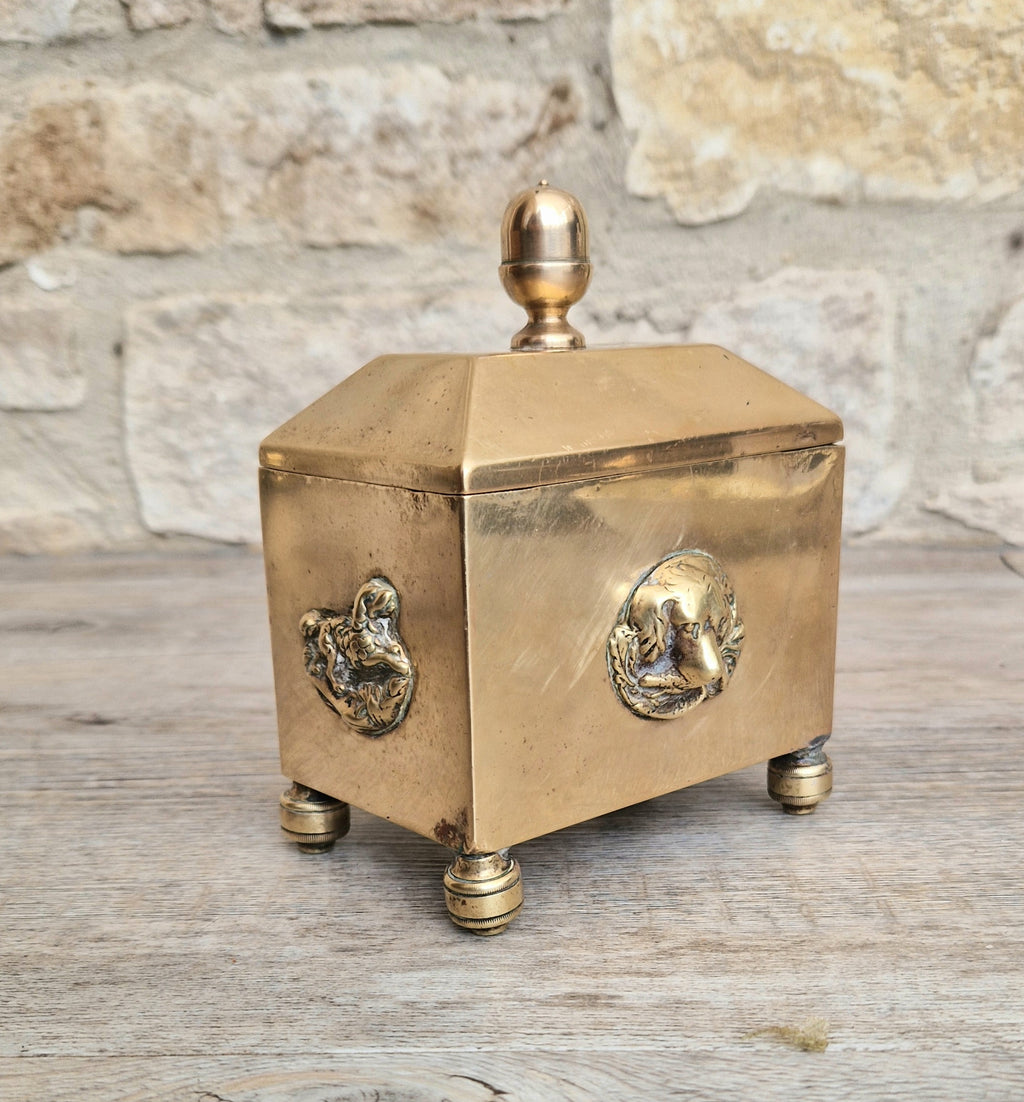 Colbrookdale Style Brass Relief Decoration Pyramid Lid Caddy Box