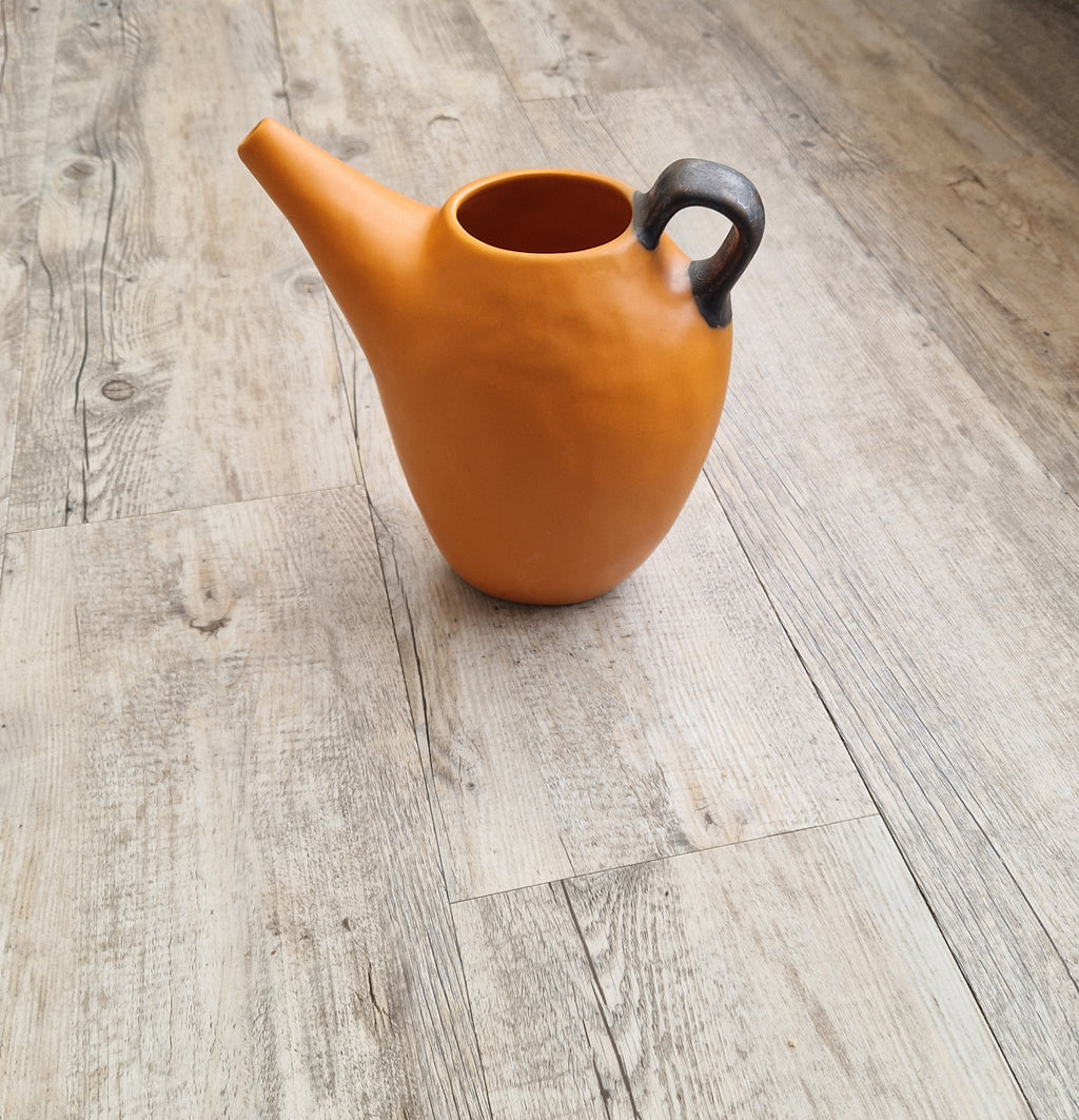 Large Habitat Water Jug Pitcher Burnt Orange Stoneware RARE Holds 1 .3/4 Litres