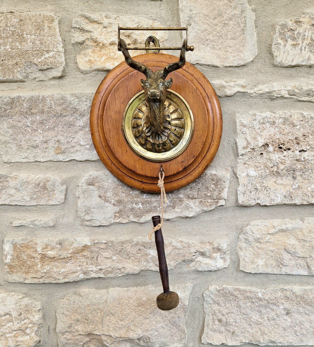 Antique Brass Stag Oak Roundel Wall Mounted Dinner Gong & Hand Turned Striker