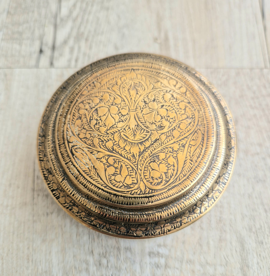 Antique 19th Century Deccan Indian Floral Engraved Pandan Brass Betel Nut Box