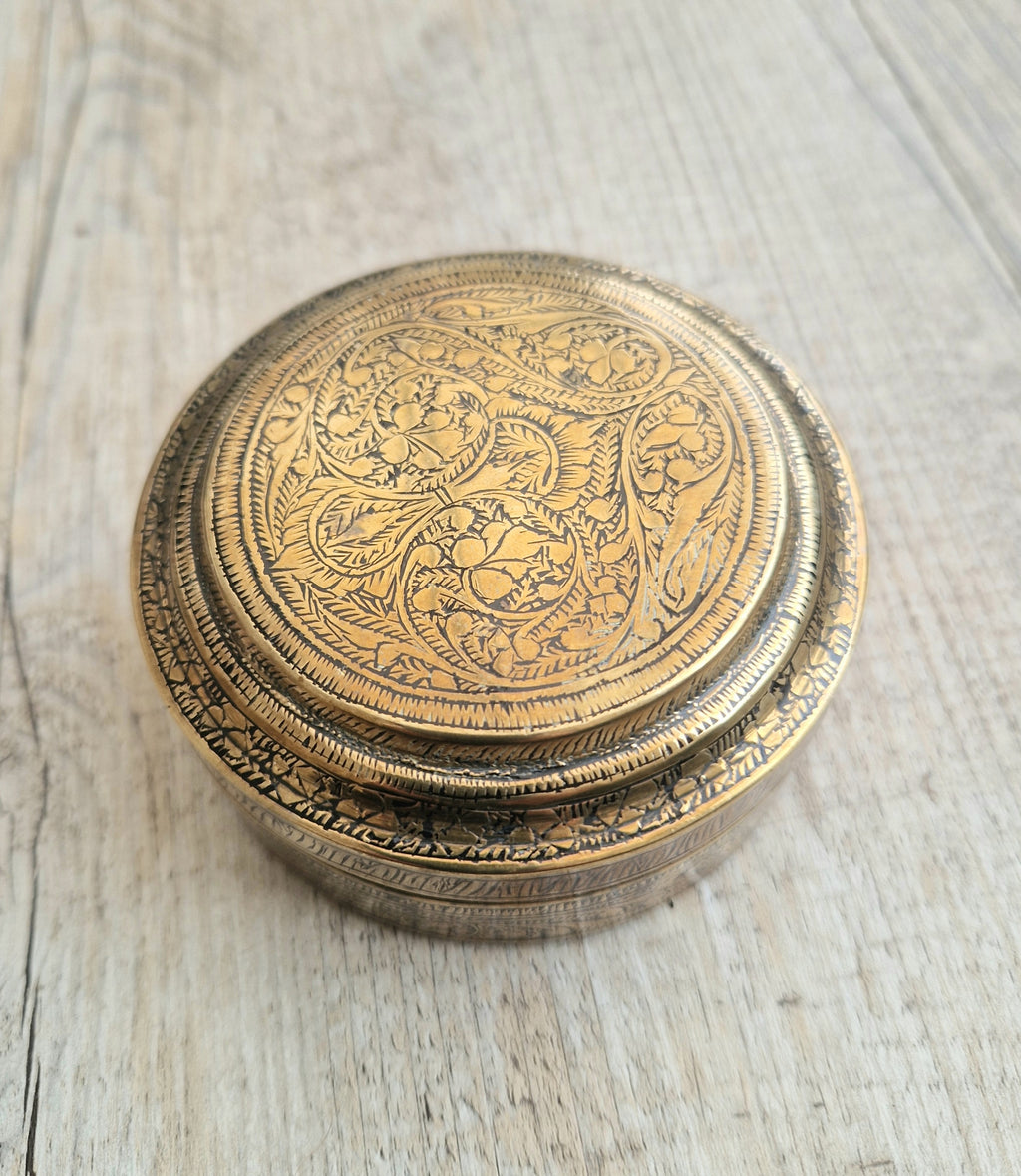 Antique 19th Century Deccan Indian Floral Engraved Pandan Brass Betel Nut Box