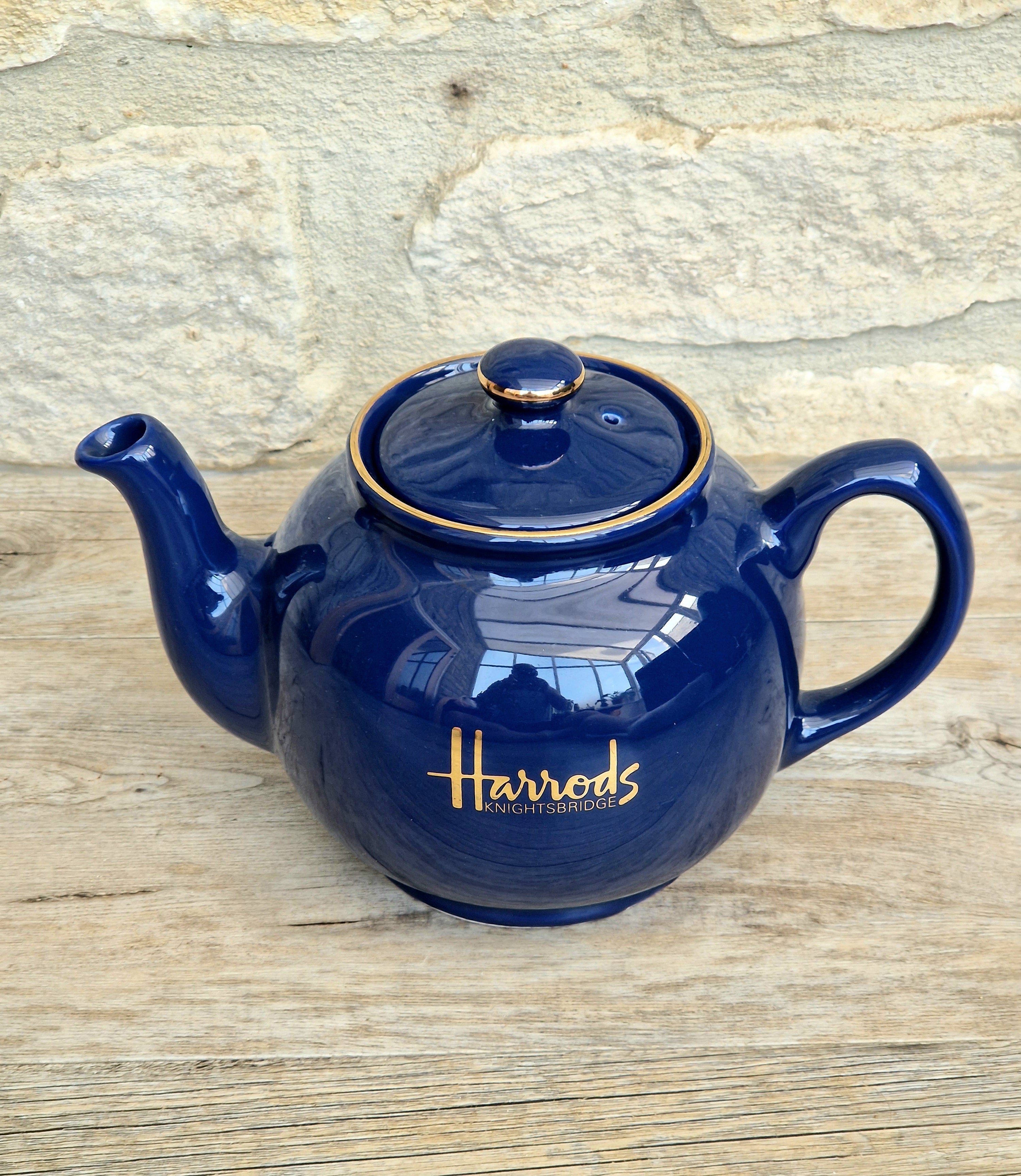 Harrods London Teapot Large Blue 2 Pint Sadler Made in England Vintage Collectible Kitchenware