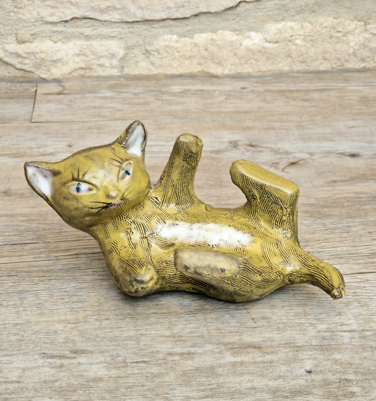 Vintage Mid-Century Upsala Ekeby Swedish Pottery Cat Figurine By Dorothy Clough 1956-67.