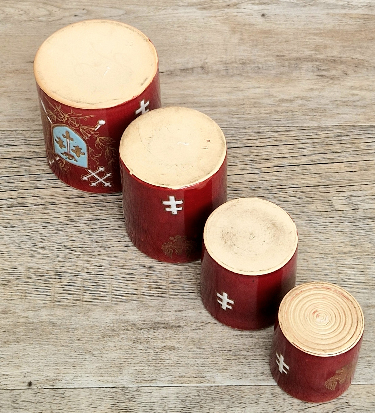 Rare Antique French Lunéville Ceramic Nesting Beakers, Keller & Guérin, Lorraine Heraldry, Nil Desperandum, c.1890 Set