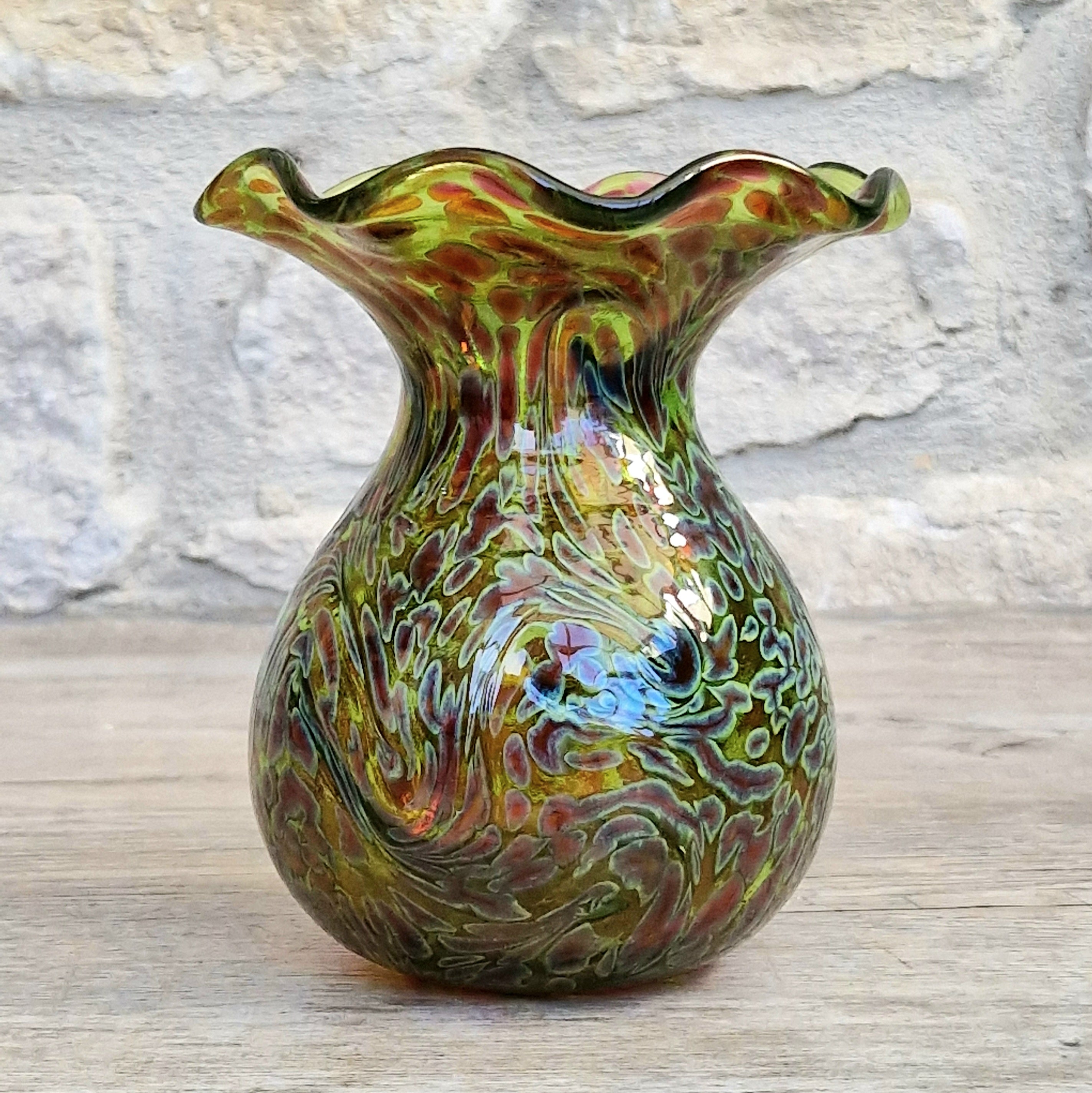Rare 1925 Loetz Ausführung 237 Iridescent Uranium Glass Vase (Shape PN II-5589) — 13cm