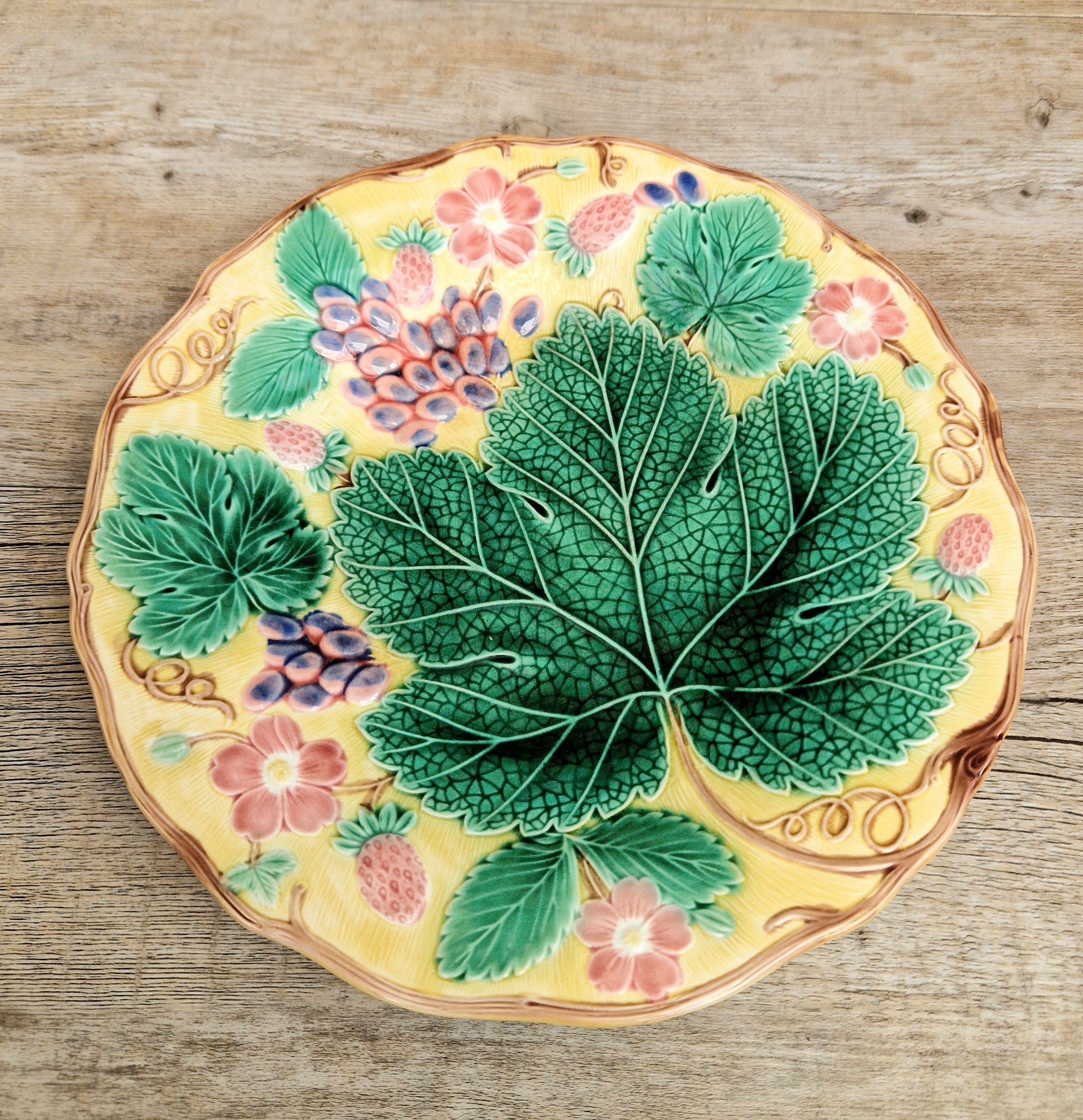 Rare Vintage Wedgwood Majolica Yellow Ground Strawberry Vine Plate 1930s English Pottery Exceptional Condition Grape Leaf & Berries