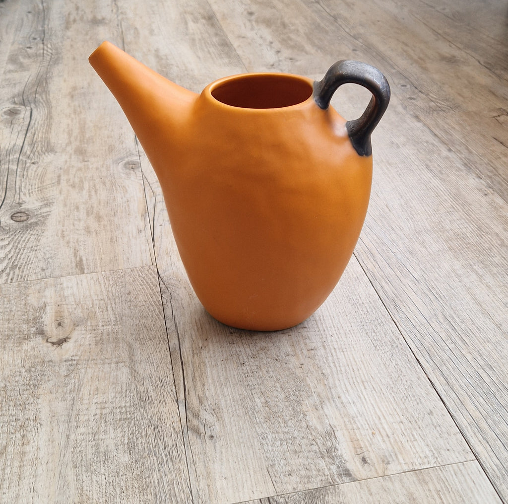 Large Habitat Water Jug Pitcher Burnt Orange Stoneware RARE Holds 1 .3/4 Litres