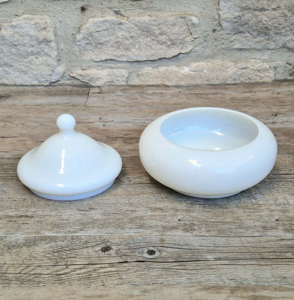 Large French Art Deco White Opaline Glass Bonbonniere Lidded Candy Dish Jar 1930s
