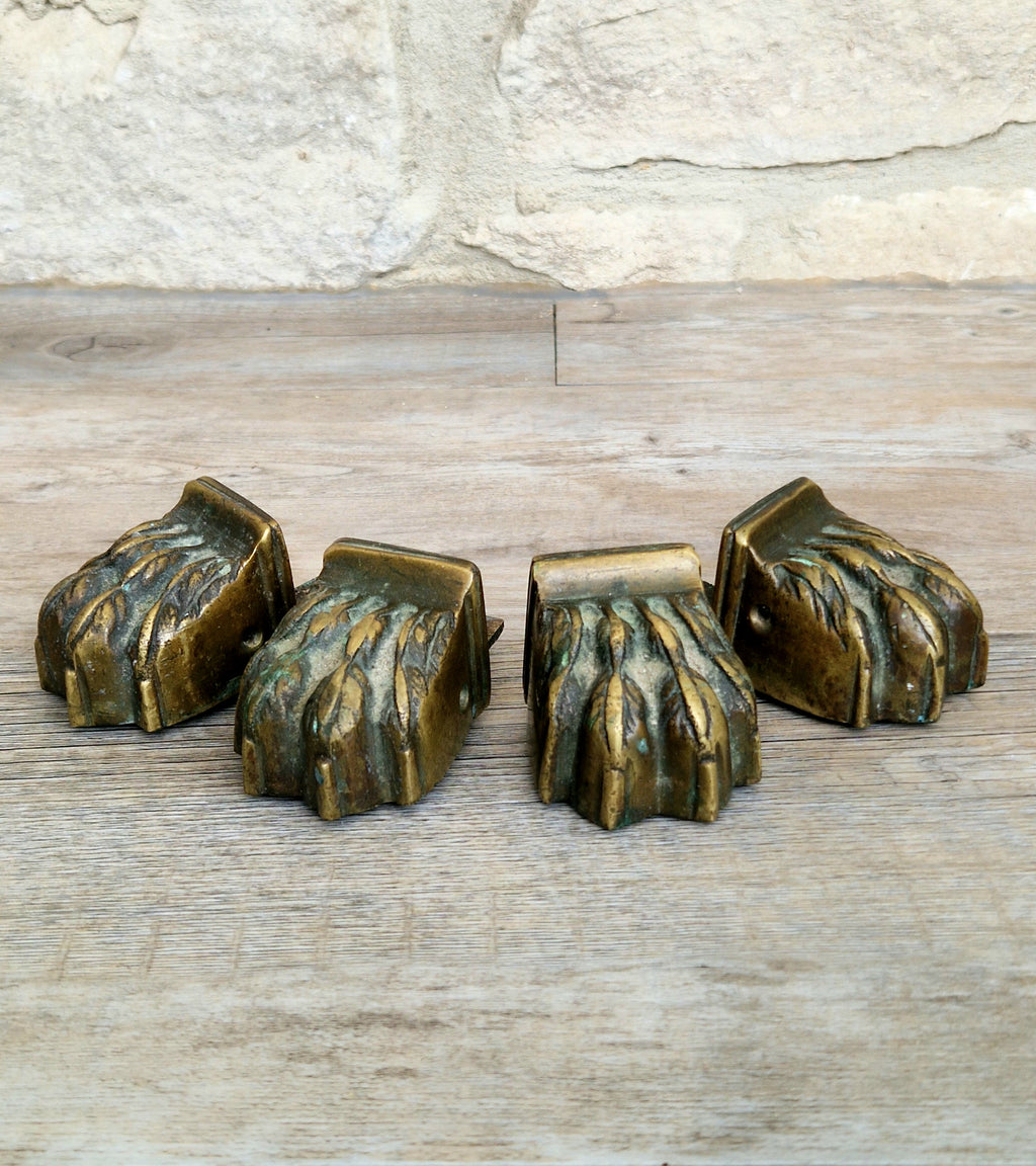 Rare 1800-1850 Heavy Sand-Cast Brass Lion Paw Feet, Set of 4 Antique Claw Foot Leg Caps for Pedestal Table etc Restoration