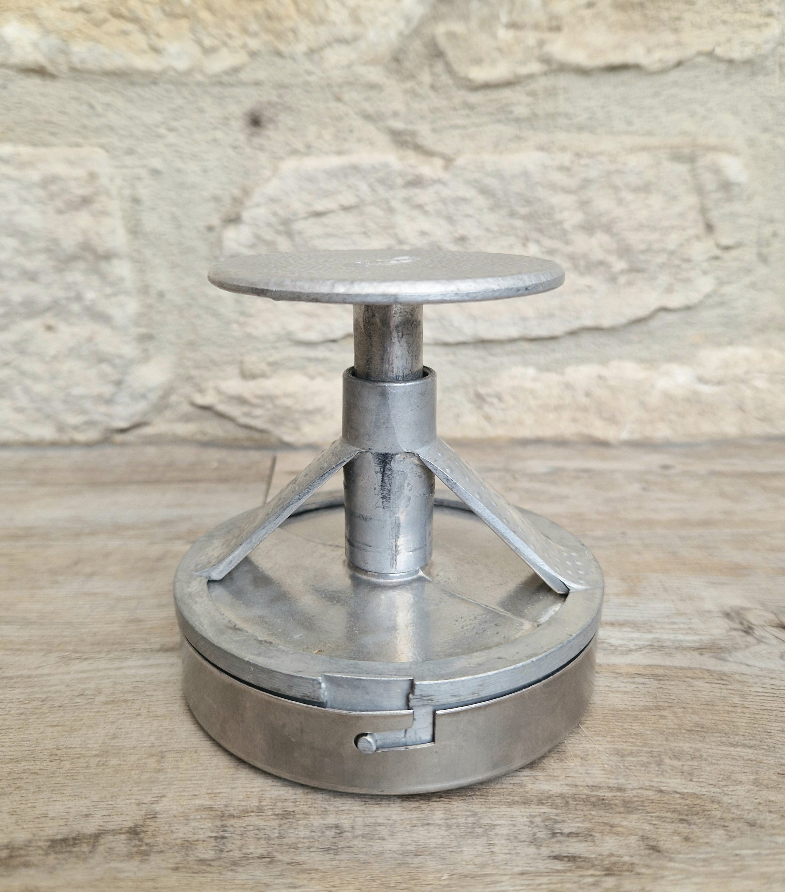 Aluminium Burger Pate Press Italian Kitchenalia Collectable