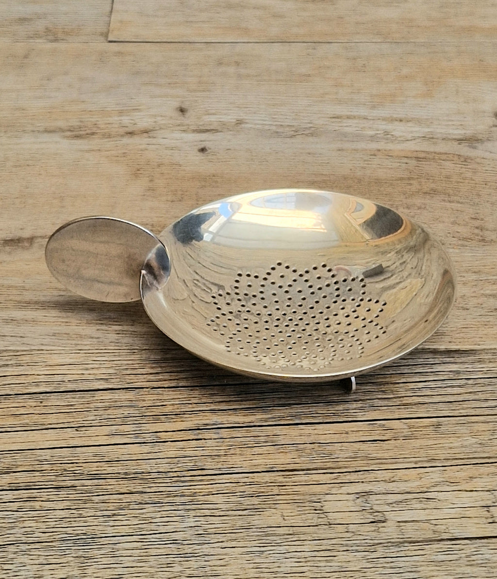 Art Deco Disc Motif Silver Plated Over Cup Tea Strainer/Lemon Strainer Sola