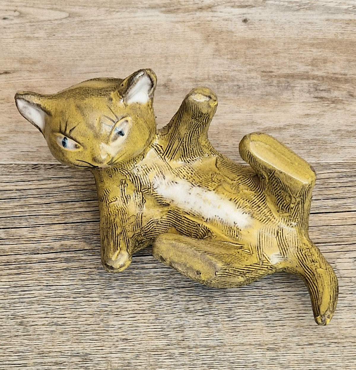 Vintage Mid-Century Upsala Ekeby Swedish Pottery Cat Figurine By Dorothy Clough 1956-67.