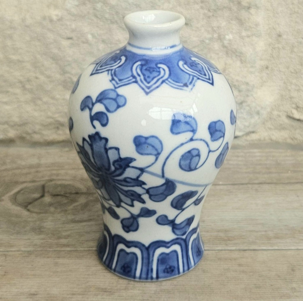 Vintage Oriental Miniature Vase Blue and White Chinese Porcelain Hand Painted 8.5cm