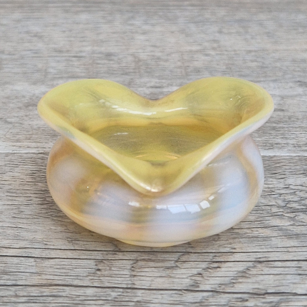 Antique Art Nouveau Monot Stumpf Pantin French Opalescent Glass Ruffled Open Salt Cellar Bowl