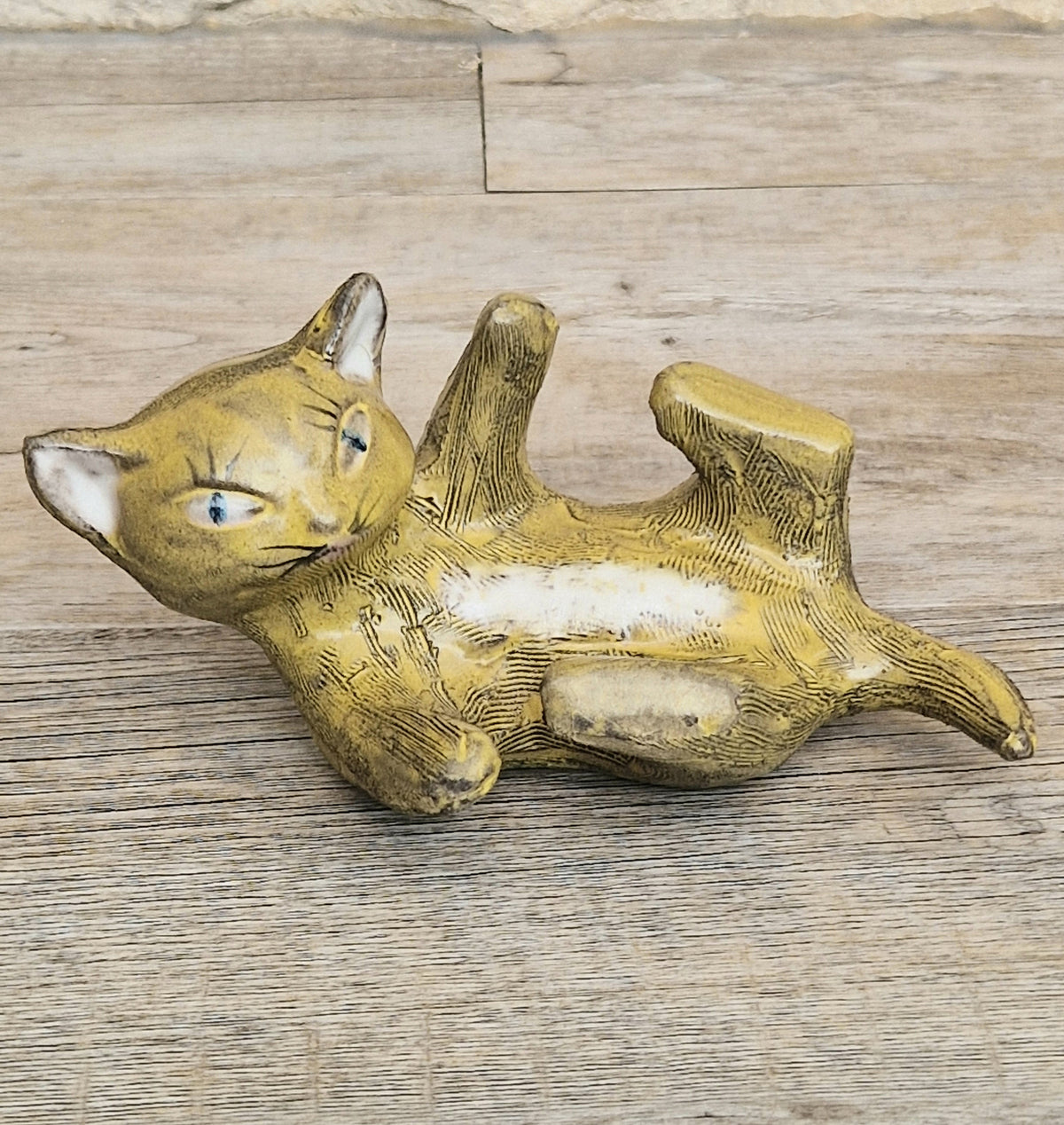 Vintage Mid-Century Upsala Ekeby Swedish Pottery Cat Figurine By Dorothy Clough 1956-67.