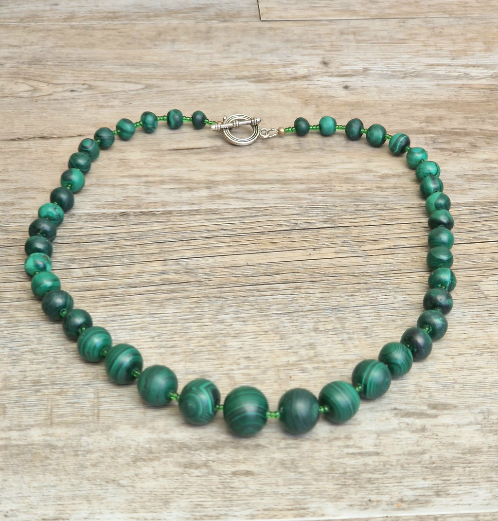 Vintage Graduated Malachite Round Bead T-Bar Clasp Necklace (60cm)