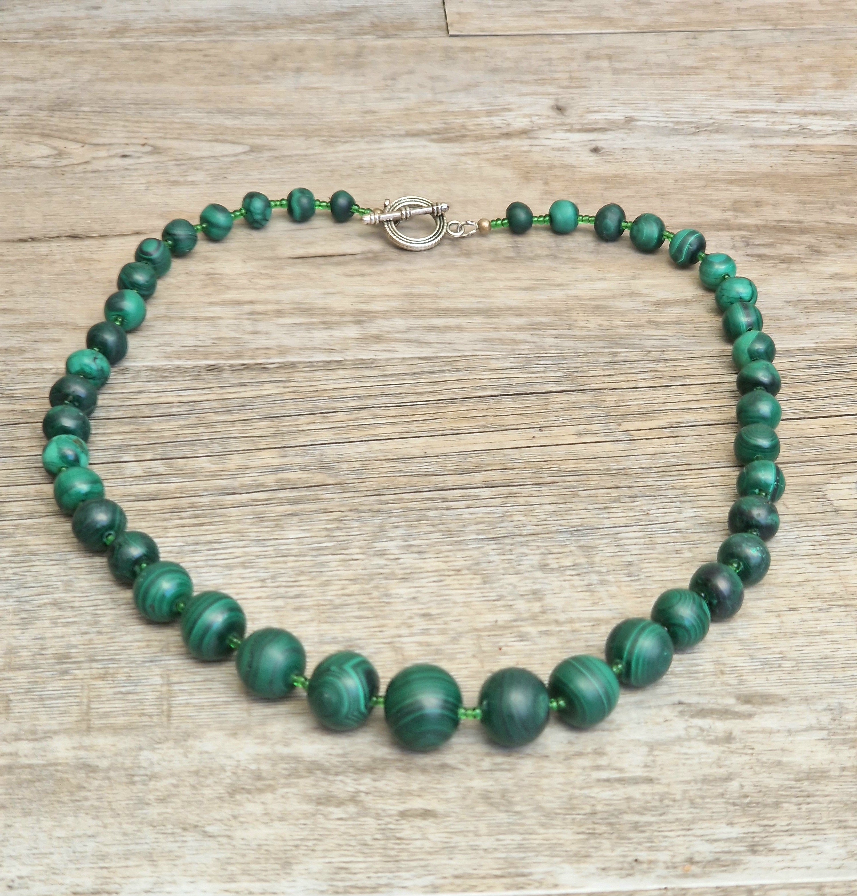 Vintage Graduated Malachite Round Bead T-Bar Clasp Necklace (60cm)