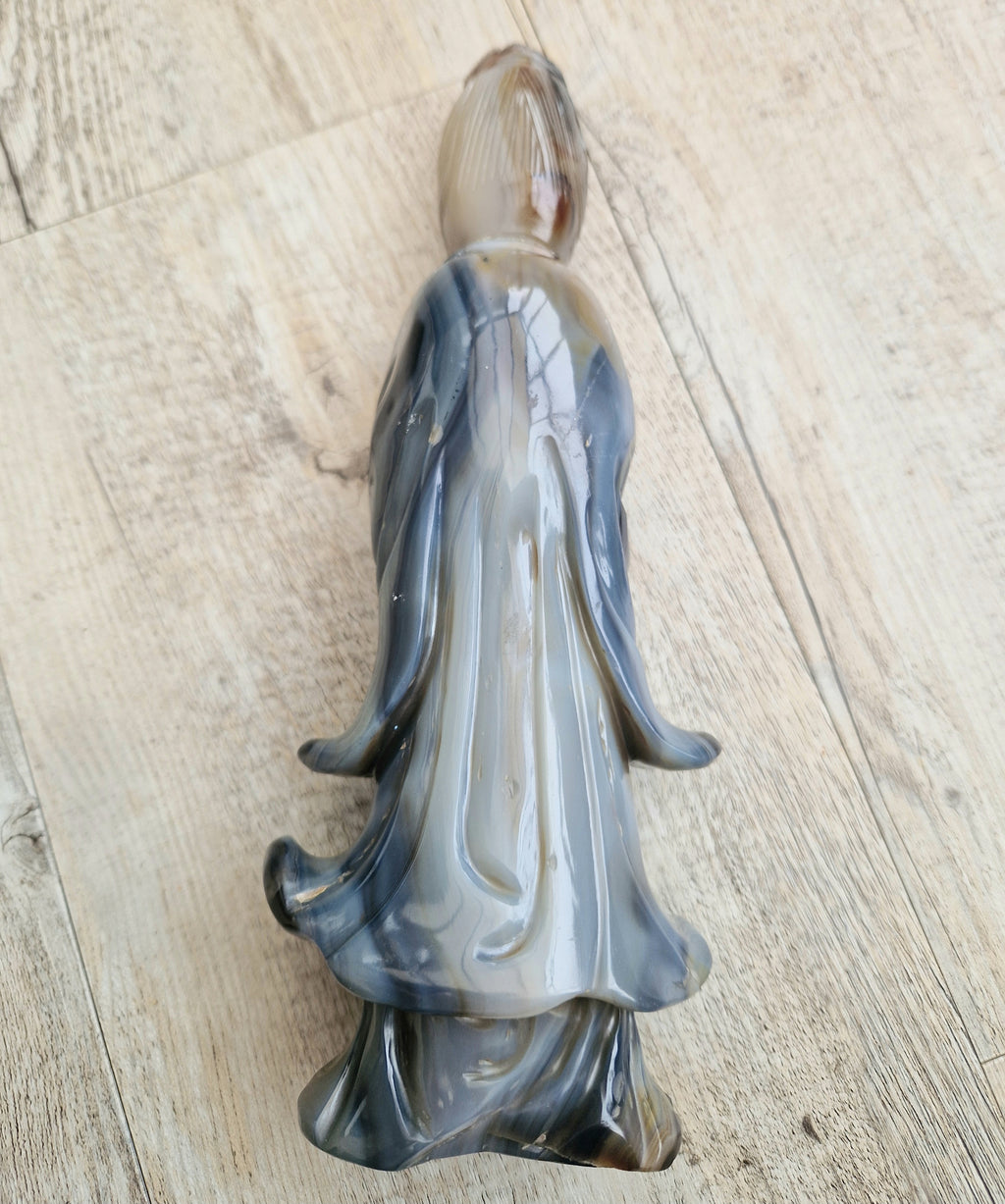 Antique Carved Chinese Agate Figure Kuan Yin Bodhisattva of Compassion *Repair